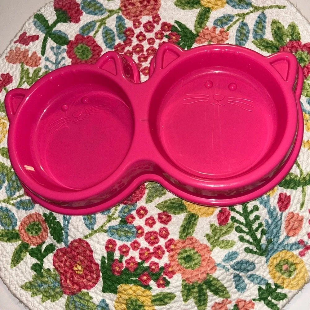 COPY - Adorable pink kitty cat feeding water/food dish shabby chic farmhouse …
